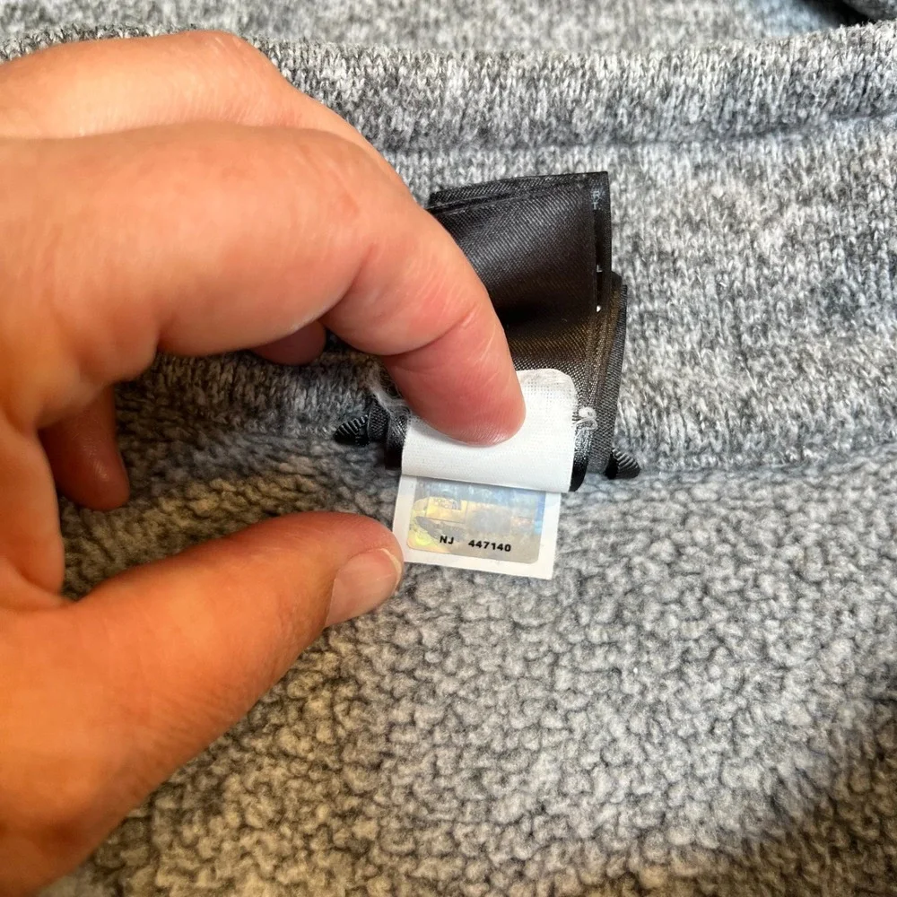 The North Face Mens XL Quarter Zip Fleece Sweater Pullover Grey F14